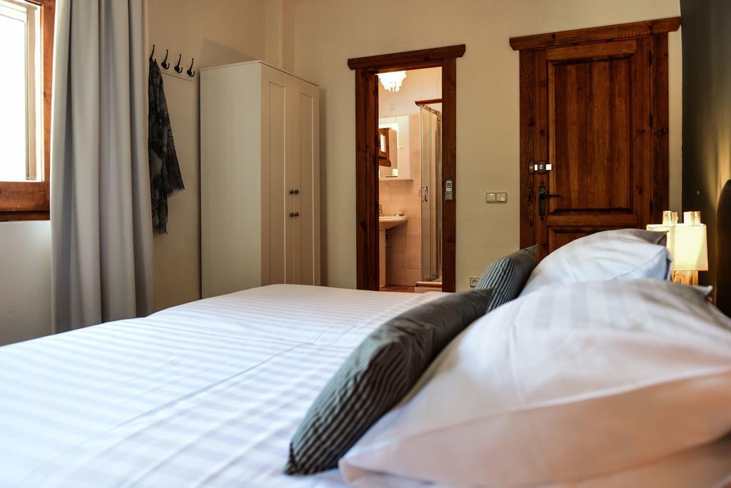 La Perla De Frigiliana Bed & Breakfast Deluxe ภายนอก รูปภาพ