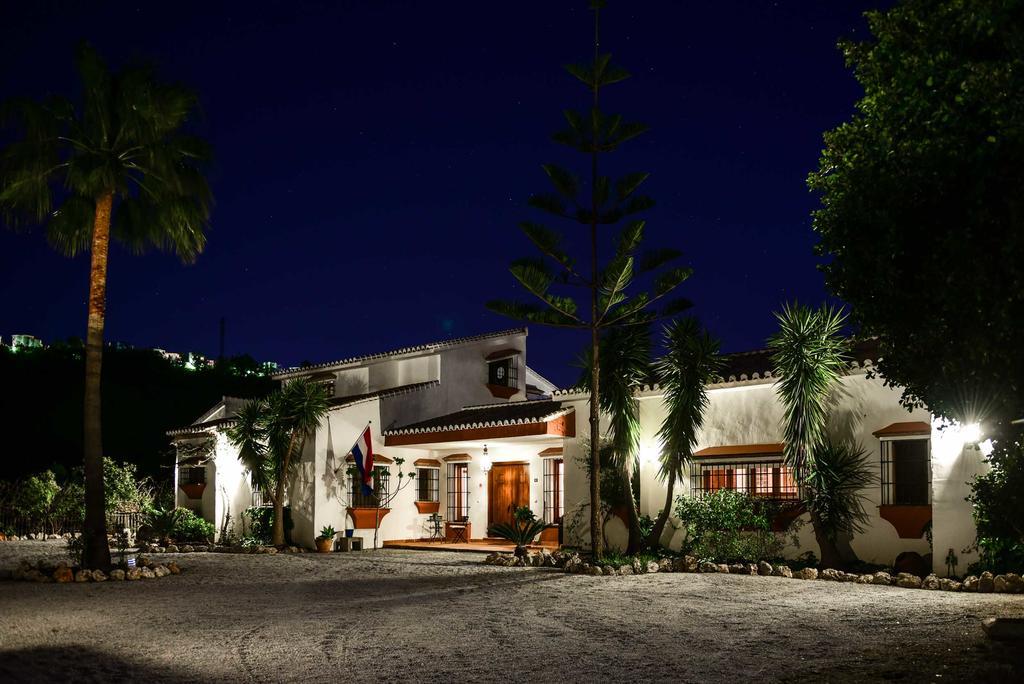 La Perla De Frigiliana Bed & Breakfast Deluxe ภายนอก รูปภาพ