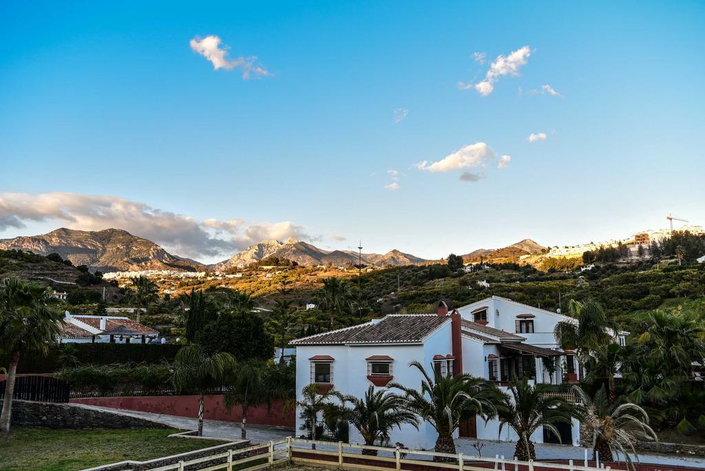 La Perla De Frigiliana Bed & Breakfast Deluxe ภายนอก รูปภาพ